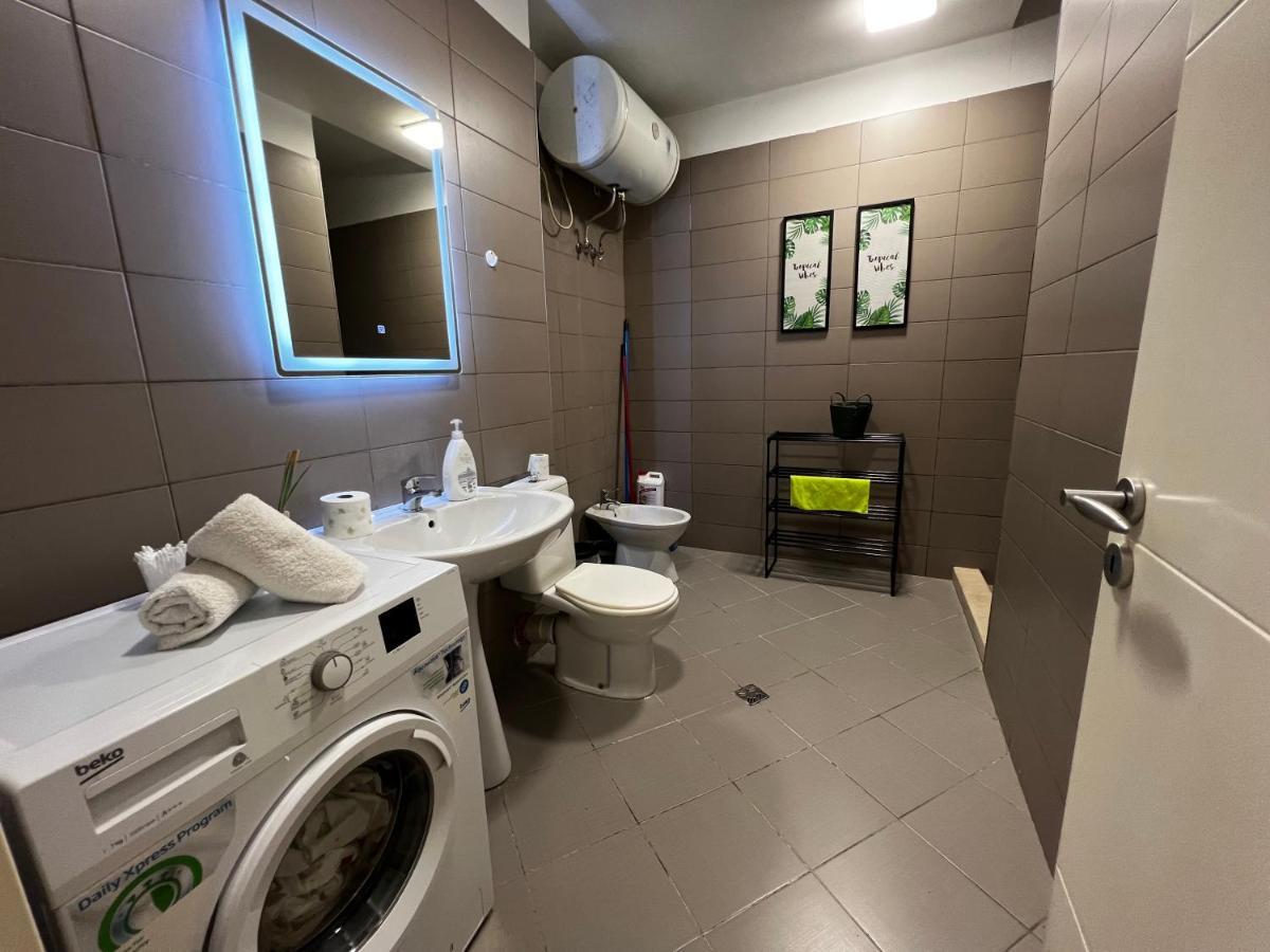 City Centre Apartments Тирана Экстерьер фото