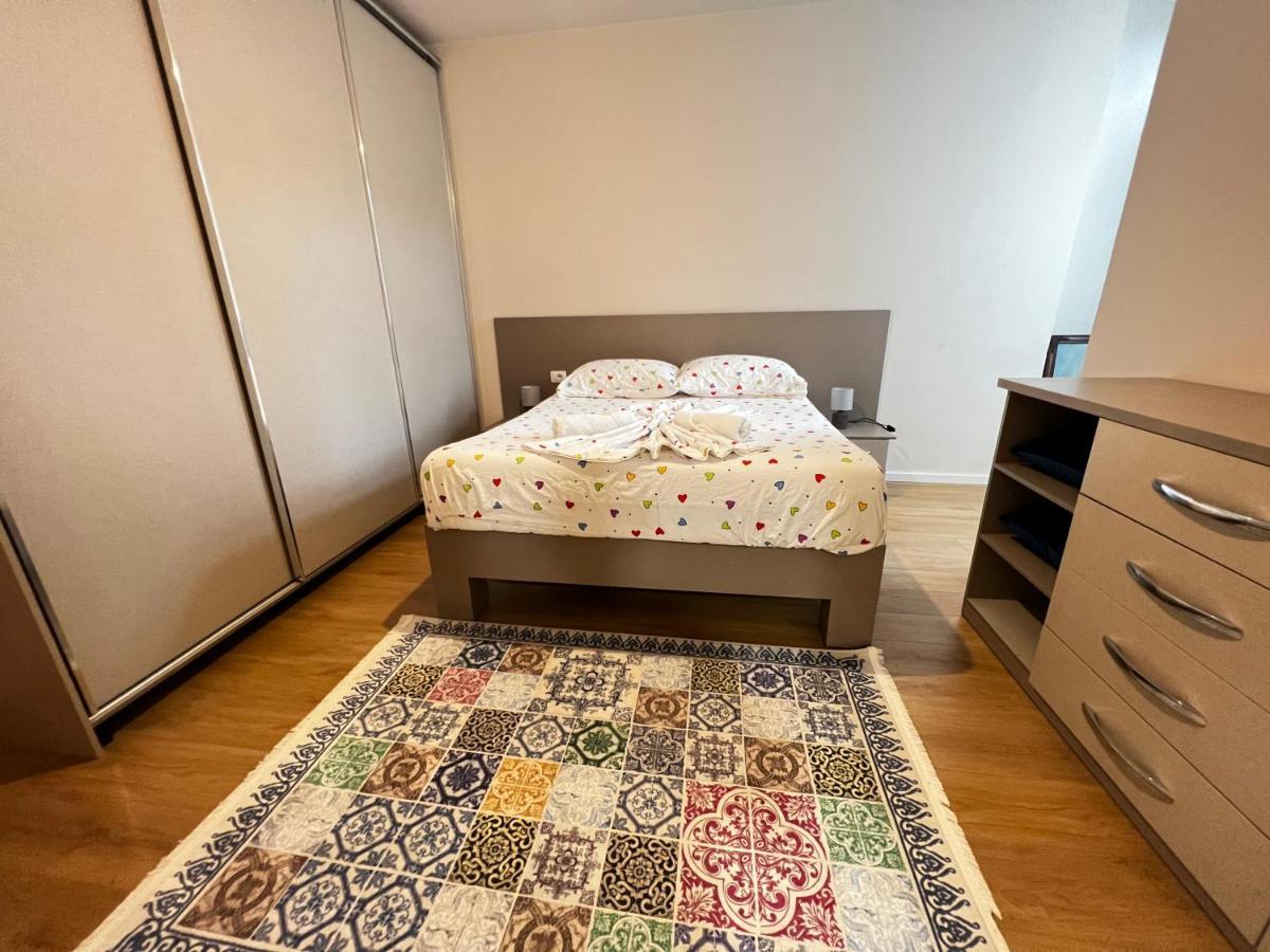 City Centre Apartments Тирана Экстерьер фото
